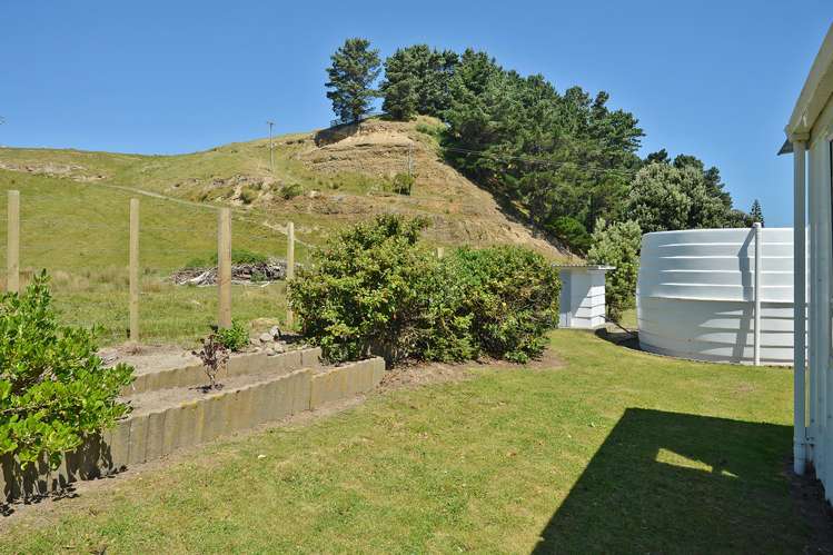 38 Lake Ferry Road Lake Ferry_12