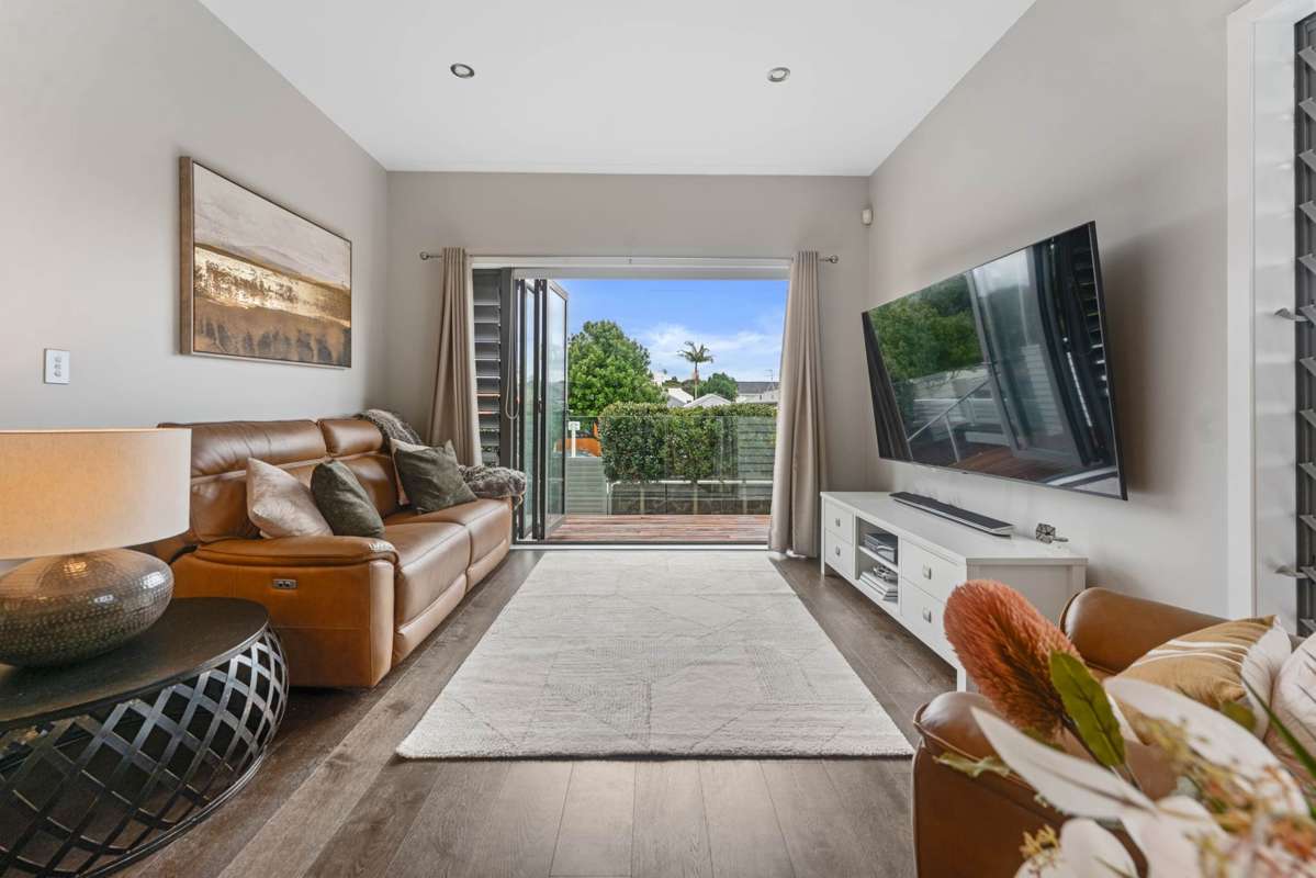 16 Sylvan Park Avenue_3