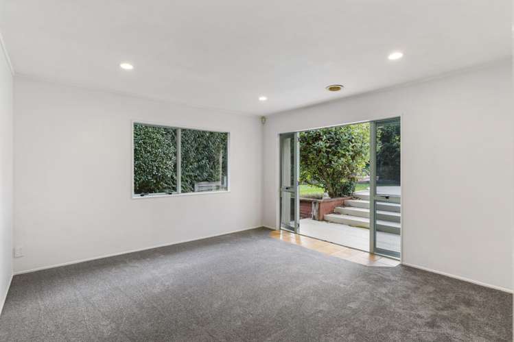 1 Halldene Terrace Red Beach_7