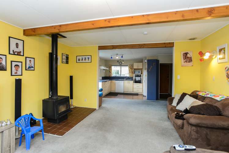 6 Latham Stubbs Crescent Waipawa_6