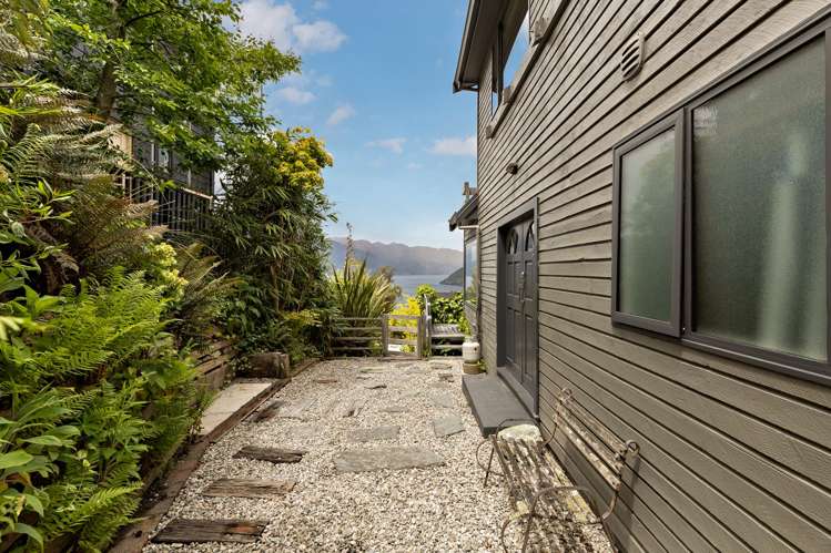 15 Caples Place Fernhill/Sunshine Bay_23