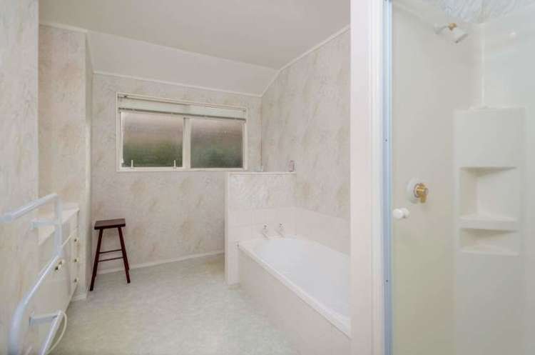 63 Lakeside Drive Orewa_18