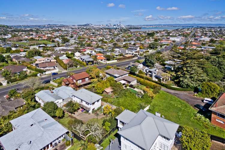 52 Williamson Avenue Belmont_9