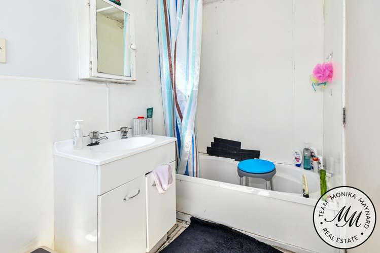 11 Darnell Crescent Clover Park_15