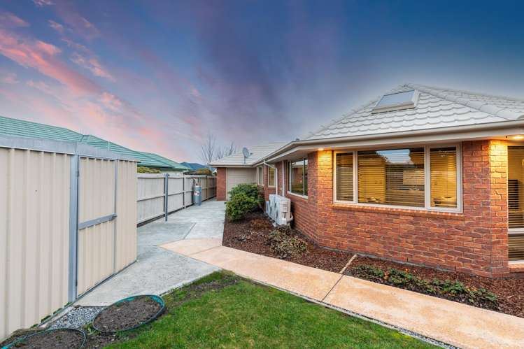 1 Becmead Drive Harewood_26