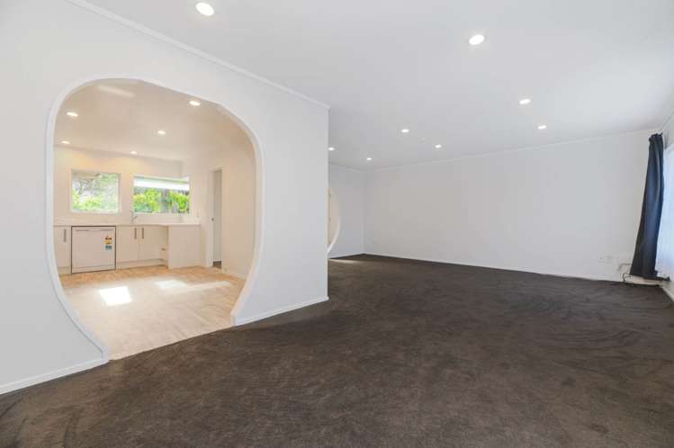 3/210 Edmonton Road Te Atatu South_7