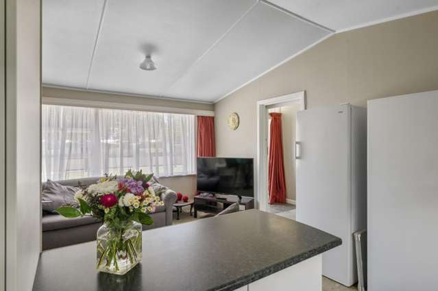 25A Riverbend Road Onekawa_2