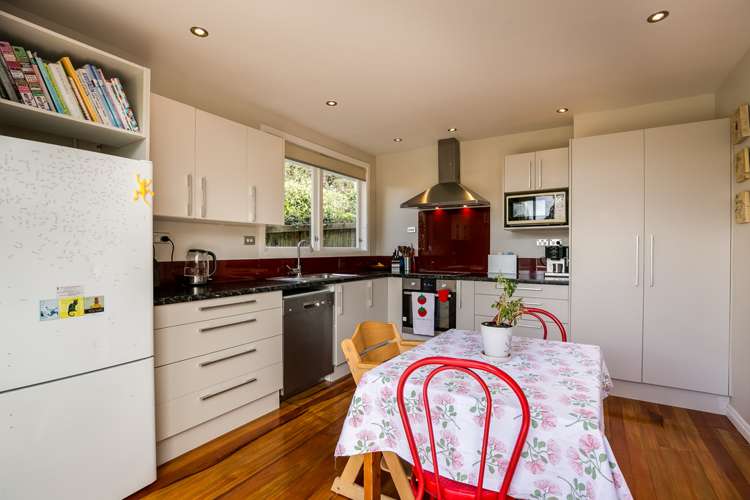 5 Winston Street Crofton Downs_4