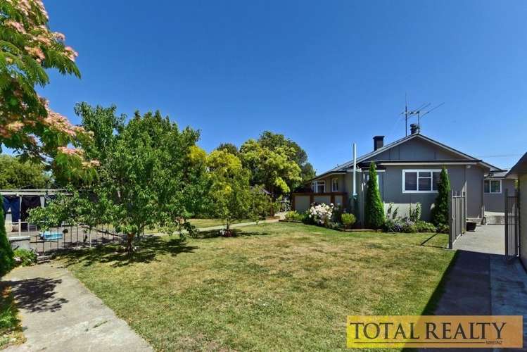 114 Gilberthorpes Road Hei Hei_1