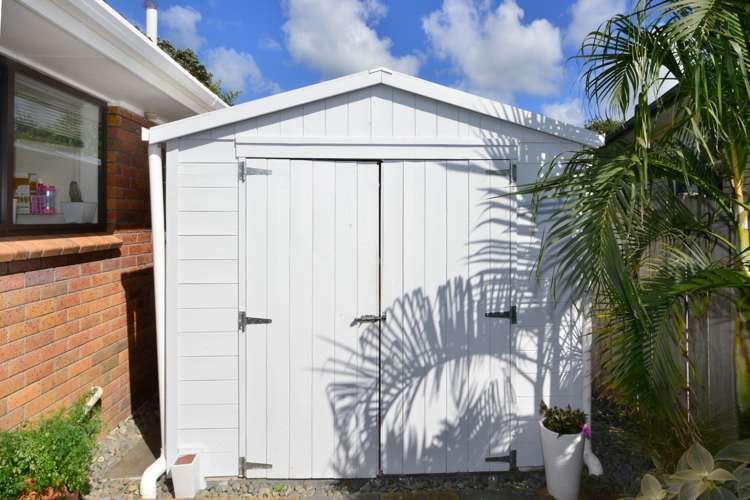 18 Doment Crescent Orewa_12