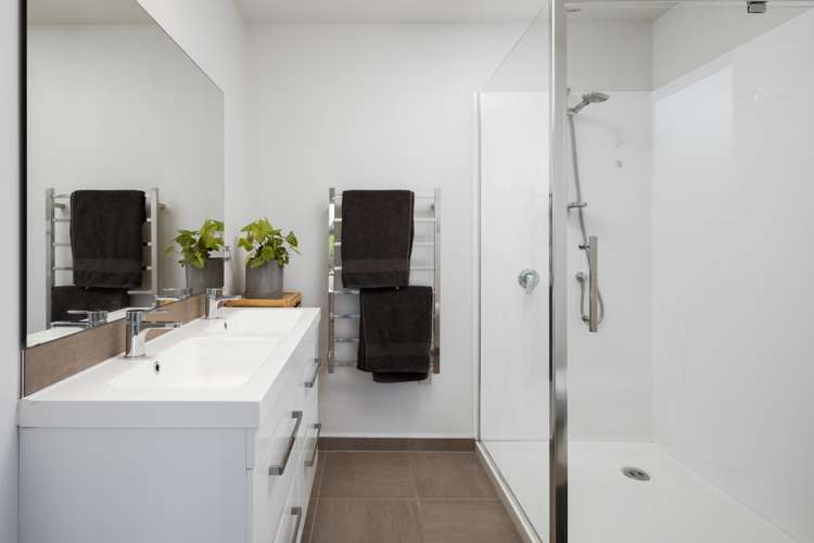 486 Delta Lake Heights Renwick_19