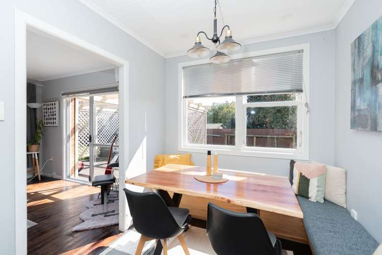 33 Garden Heights Avenue Glenview_5