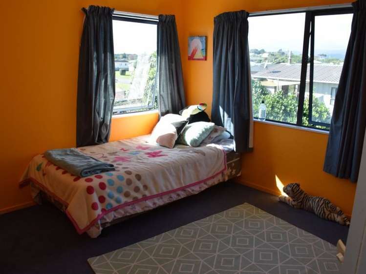 9 Caughley Avenue Otaki Beach_10