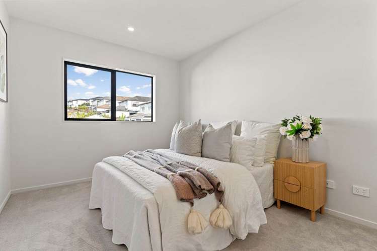 3 Hing Street Flat Bush_11