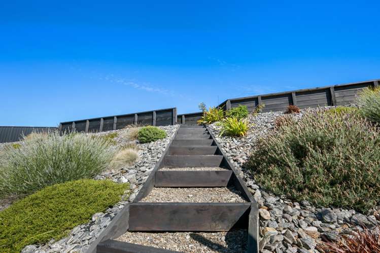 71 Stratford Drive Mount Pisa_16