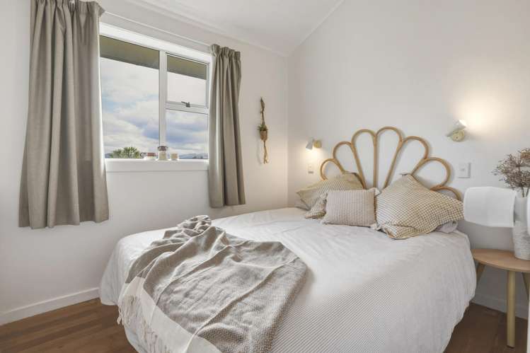 12 Kerr Street Karitane_12