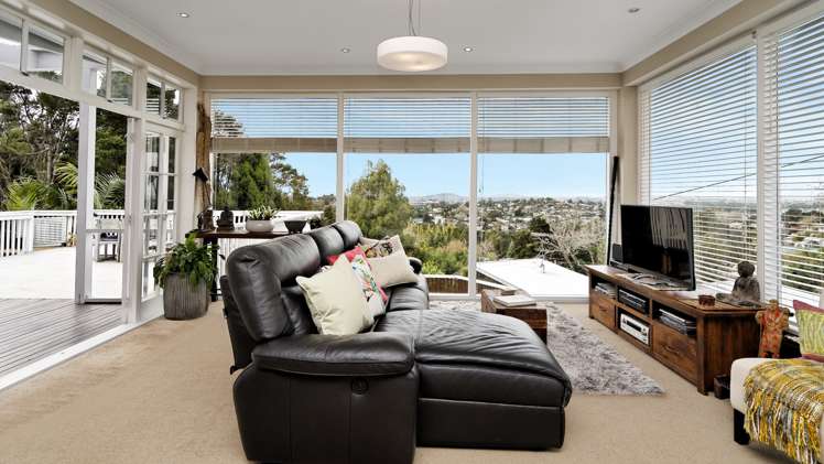 207 Godley Road Titirangi_19