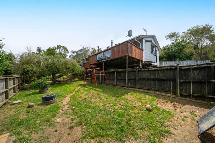 6 Serenity Grove Maoribank_19