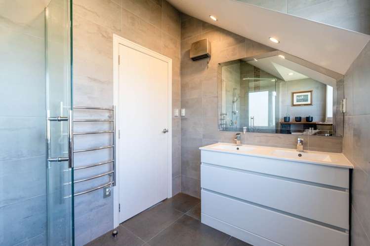 8 Wisteria Way Mairangi Bay_27