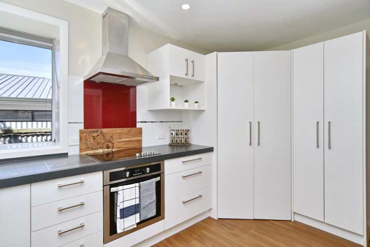 910 Avonside Drive Avondale_12