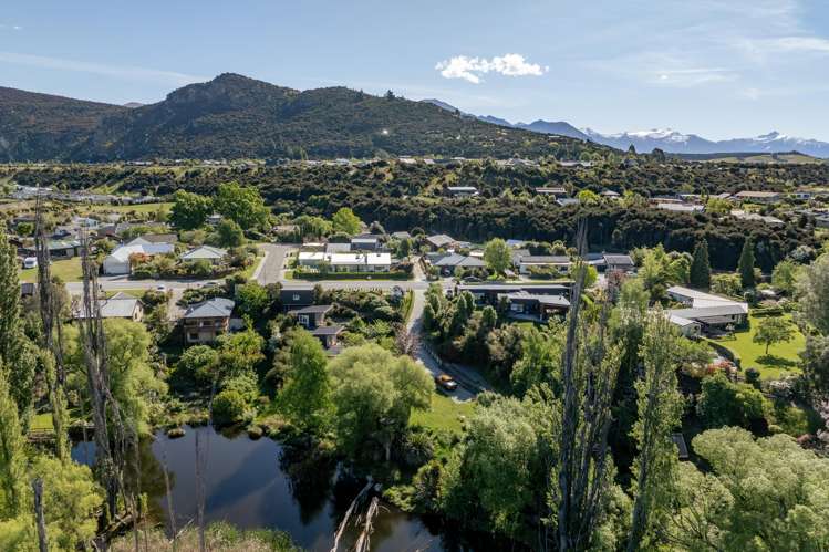 85 Lagoon Avenue Albert Town_30