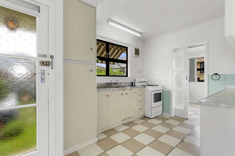 4 Woods Avenue Matua_6