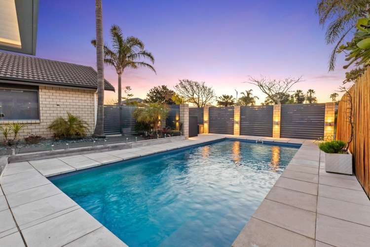 7 Santorini Key Papamoa_1