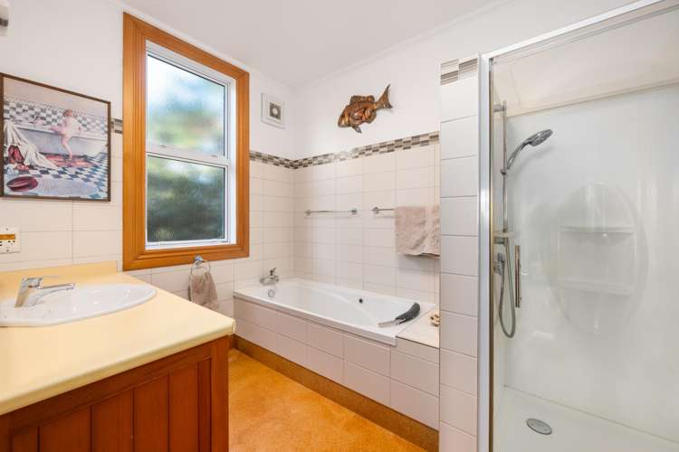 28 Bothams Bend Road Spring Creek_22