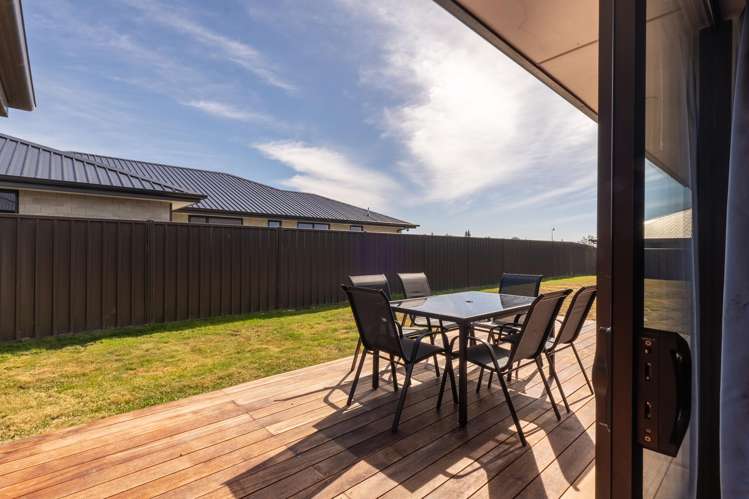 27 Lakeland Avenue Twizel_21