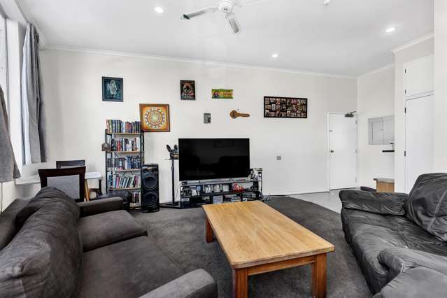 4/60 O'Shannessey Street Papakura_4