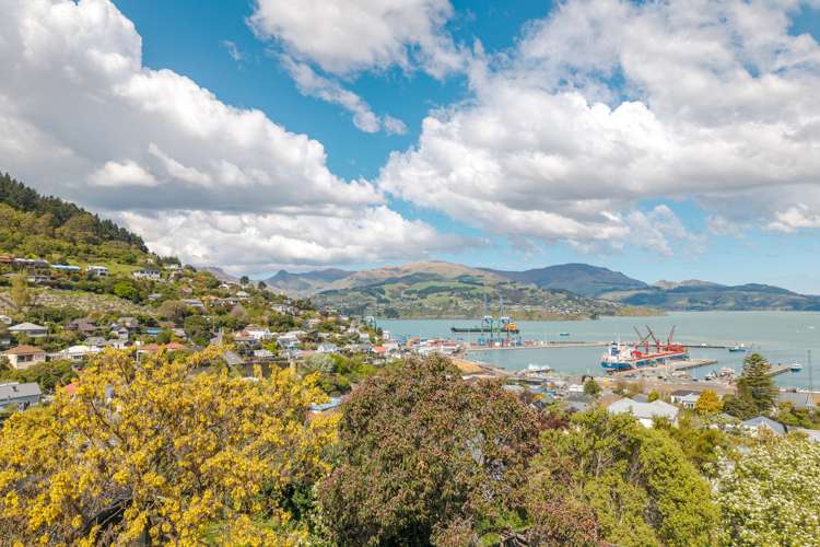 23 Ripon Street Lyttelton_36