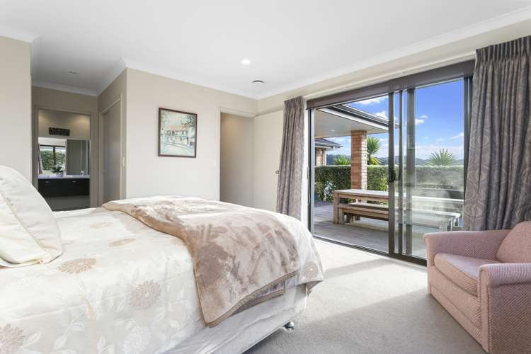 2 Foothills Lane Glen Eden_10