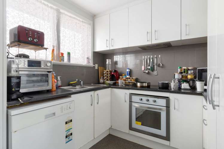 4/84 Portage Road New Lynn_21