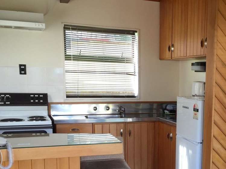 42 The Parade Bucklands Beach_16