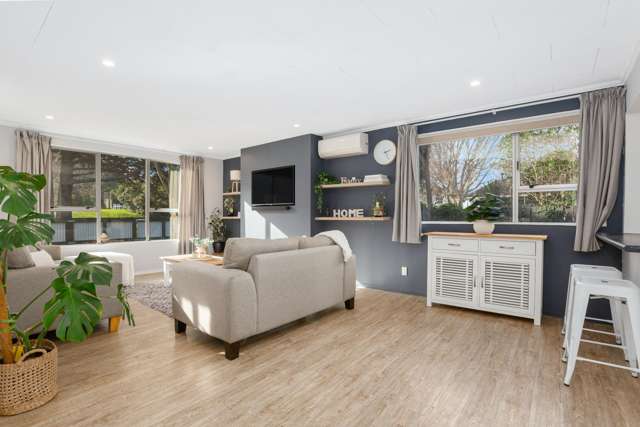 143 California Drive Totara Park_3