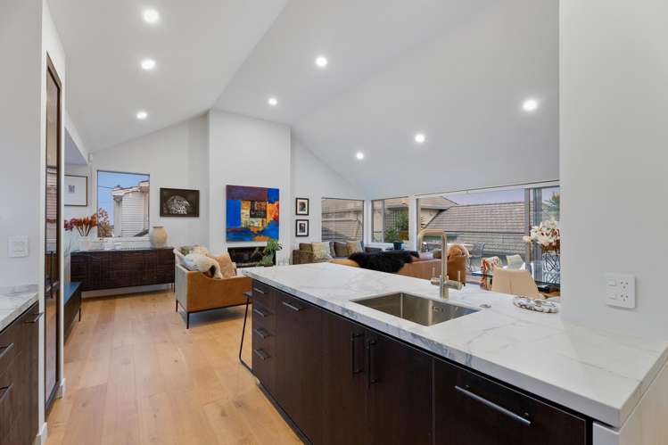 2/43 Princes Street Northcote Point_6