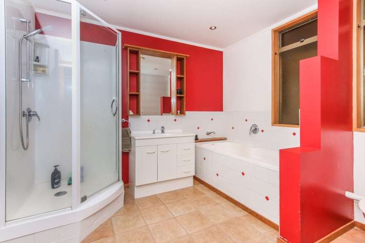 8 Sophora Place Totara Heights_11