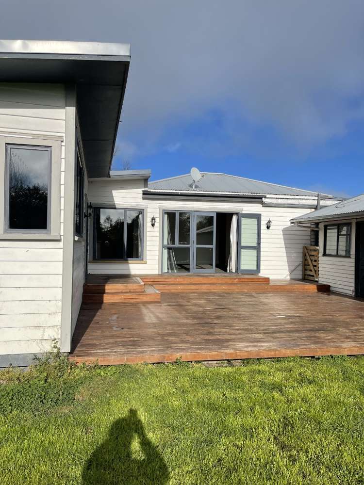 9 South Terrace Darfield_13