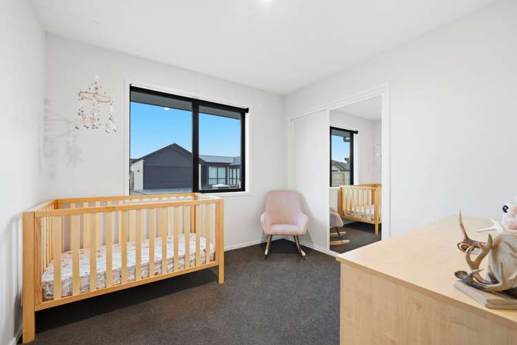 2 Earl Way Amberley_10