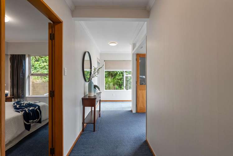 8B Randolph Road Crofton Downs_12