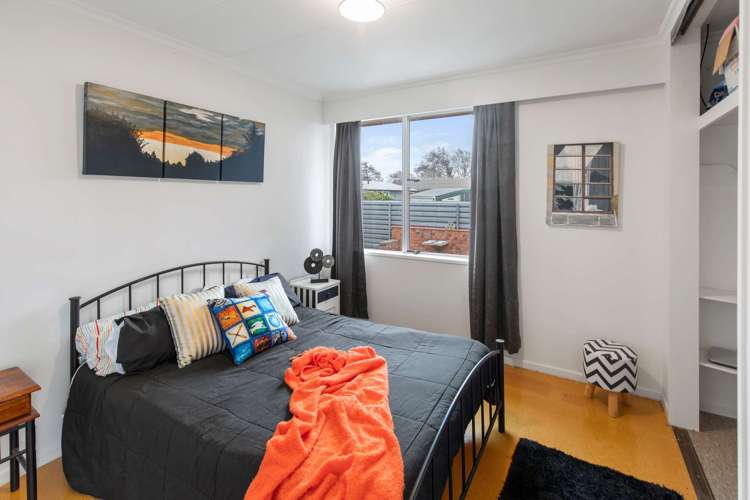 8 Abraham Crescent Milson_17