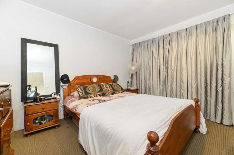 2/24 Newington Road Henderson_7