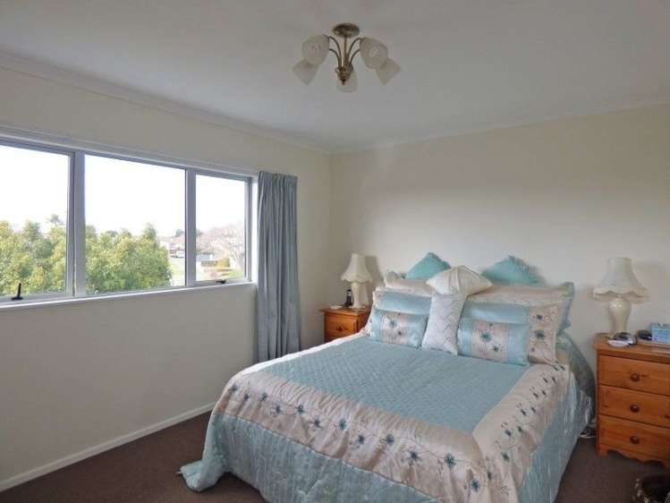 4 Glamorgan Avenue Tamatea_12