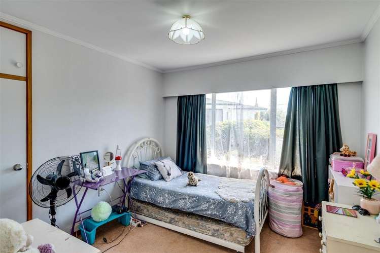 12 Harold Holt Avenue Onekawa_6
