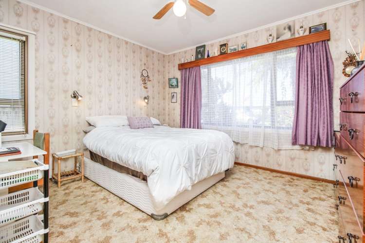 15 Moor Avenue Te Atatu Peninsula_10