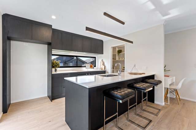 13 Puhitahi Hill Road Paerata_4