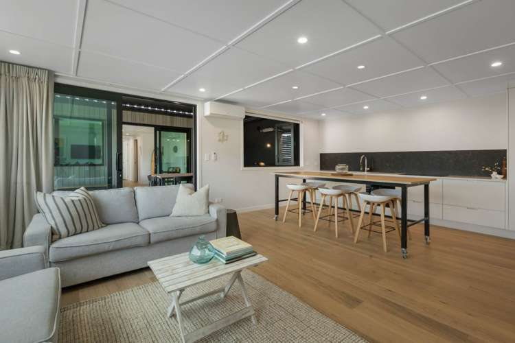 41 Beach Road Waihi Beach_17