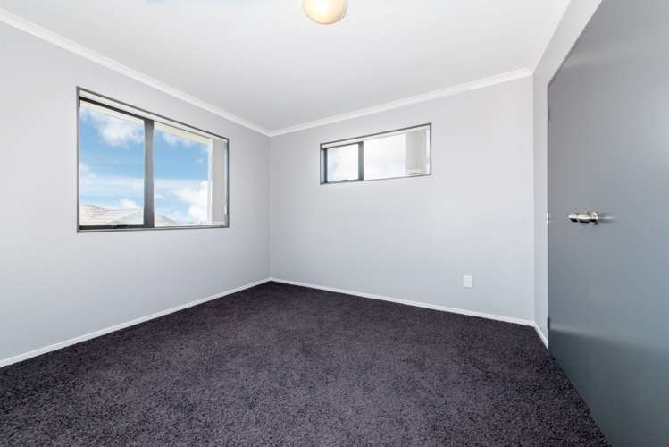 8 Kokako Rise Papakura_11