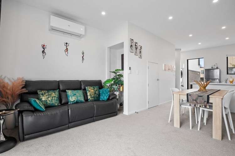 96E Walmsley Road 10672_5