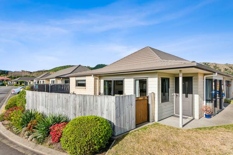 4/3 Georgia Grove Paraparaumu_1